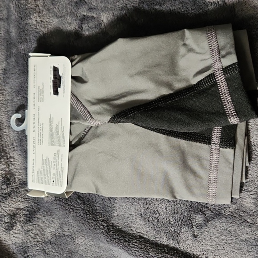 American Eagle Green Boxer Briefs - Picture 2 of 3